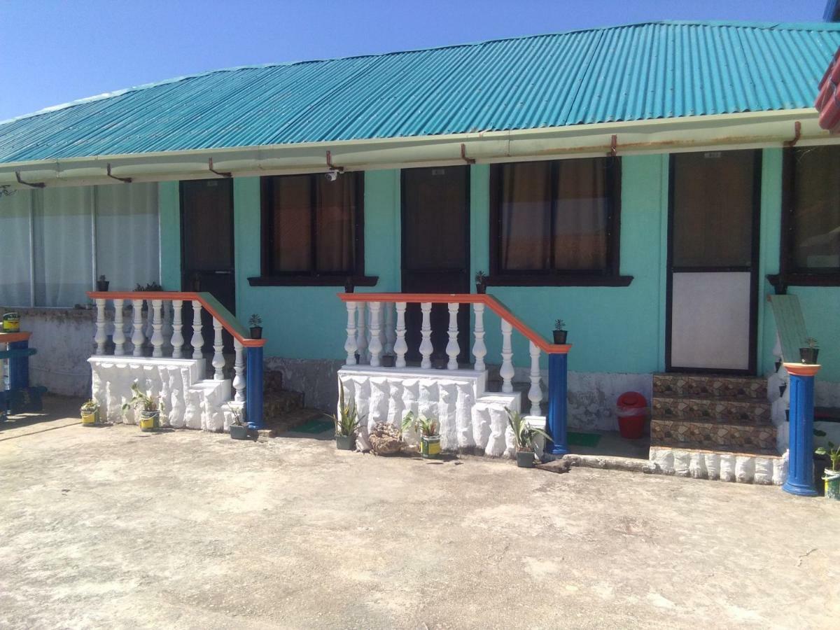 Mwr Pension House By Cocotel (Adults Only) Oslob Esterno foto